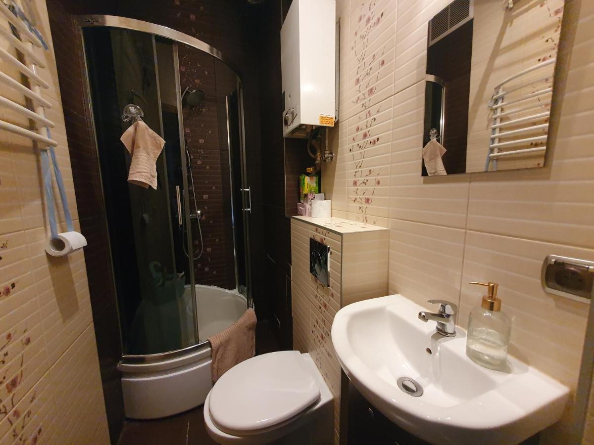 Basic, Quiet Apartment Close To Main Square Краков Экстерьер фото